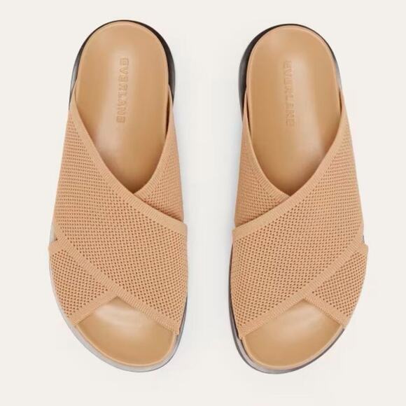 EVERLANE The ReKnit Form Crossover Sandal in Tan Caramel Slip On Comfort 8 NEW - Picture 2 of 11